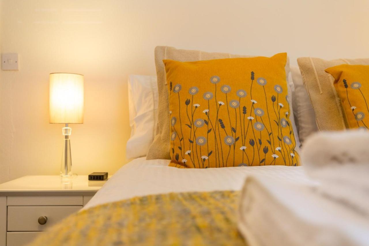Host & Stay - Pilgrims Rest Bacton  Екстериор снимка